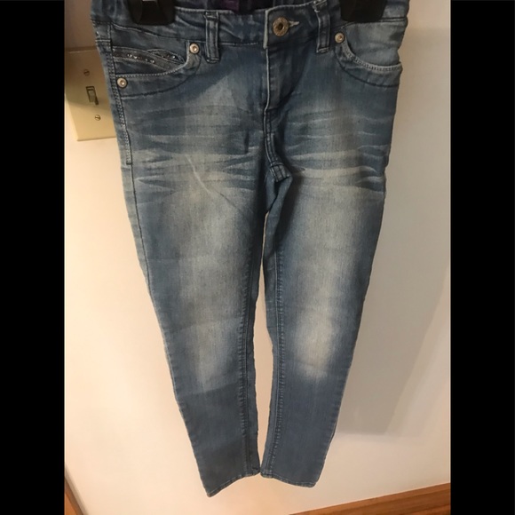 size 8 in levis jeans